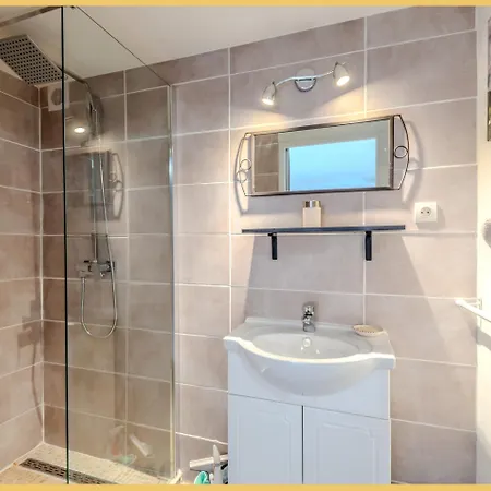 Chez Bert I I Апартаменты
