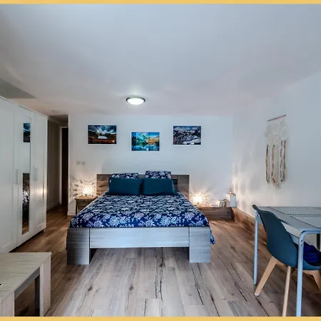 Apartamento Chez Bert I I *
